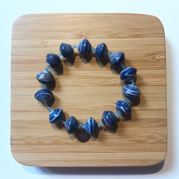 HANDMADE Set of three Ugandan Roll Bracelets - Picture 4 of 5